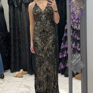 black prom dress